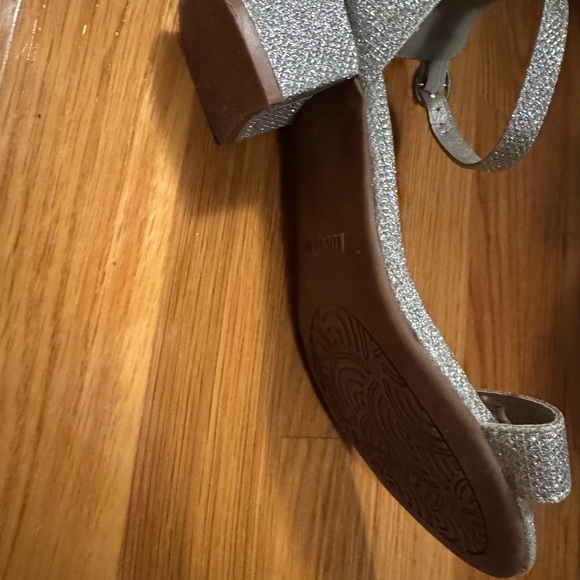 Sparkly girls sandals size 3 - Picture 3 of 5
